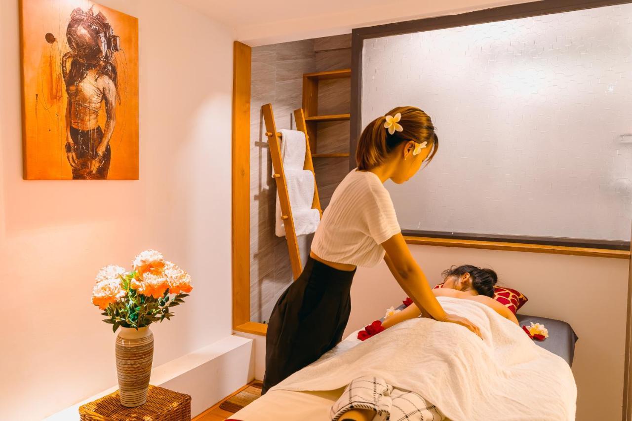 The Hotel Nova Мандалей Екстериор снимка